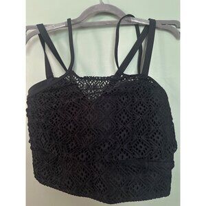 Torrid Size 2 Cropped Eyelet Top Built-In Bra Whimsigoth Romantic Beach vacation